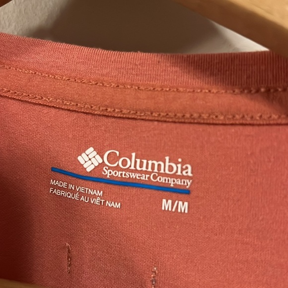 Columbia Women's Sleeveless Salmon Muscle Tee - Picture 2 of 3